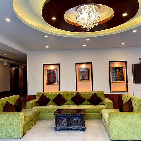 Yatri Suites And Spa Катманду Екстер'єр фото