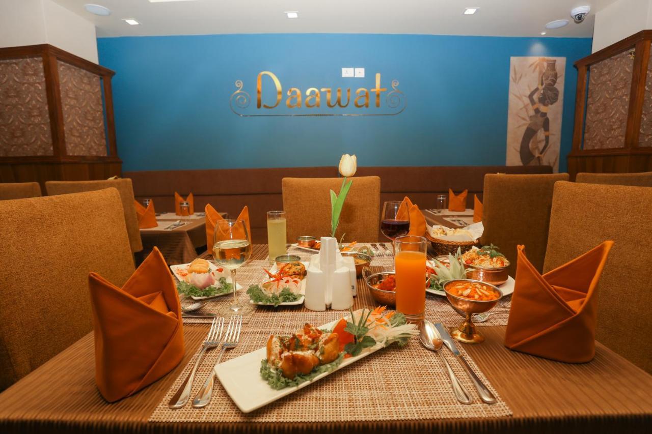 Yatri Suites And Spa Катманду Екстер'єр фото