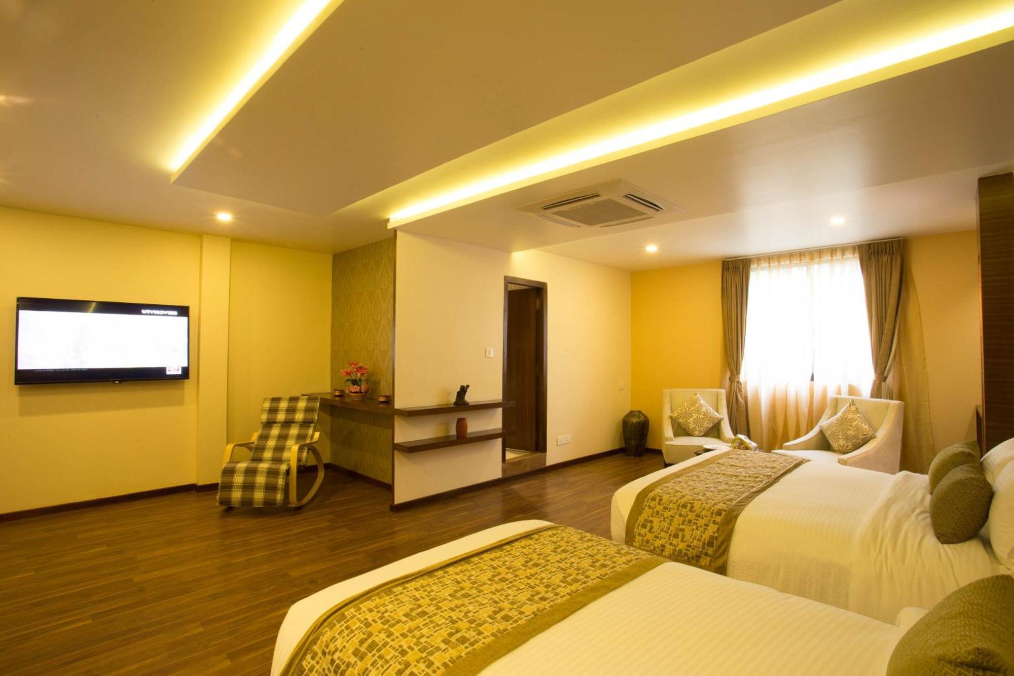 Yatri Suites And Spa Катманду Номер фото