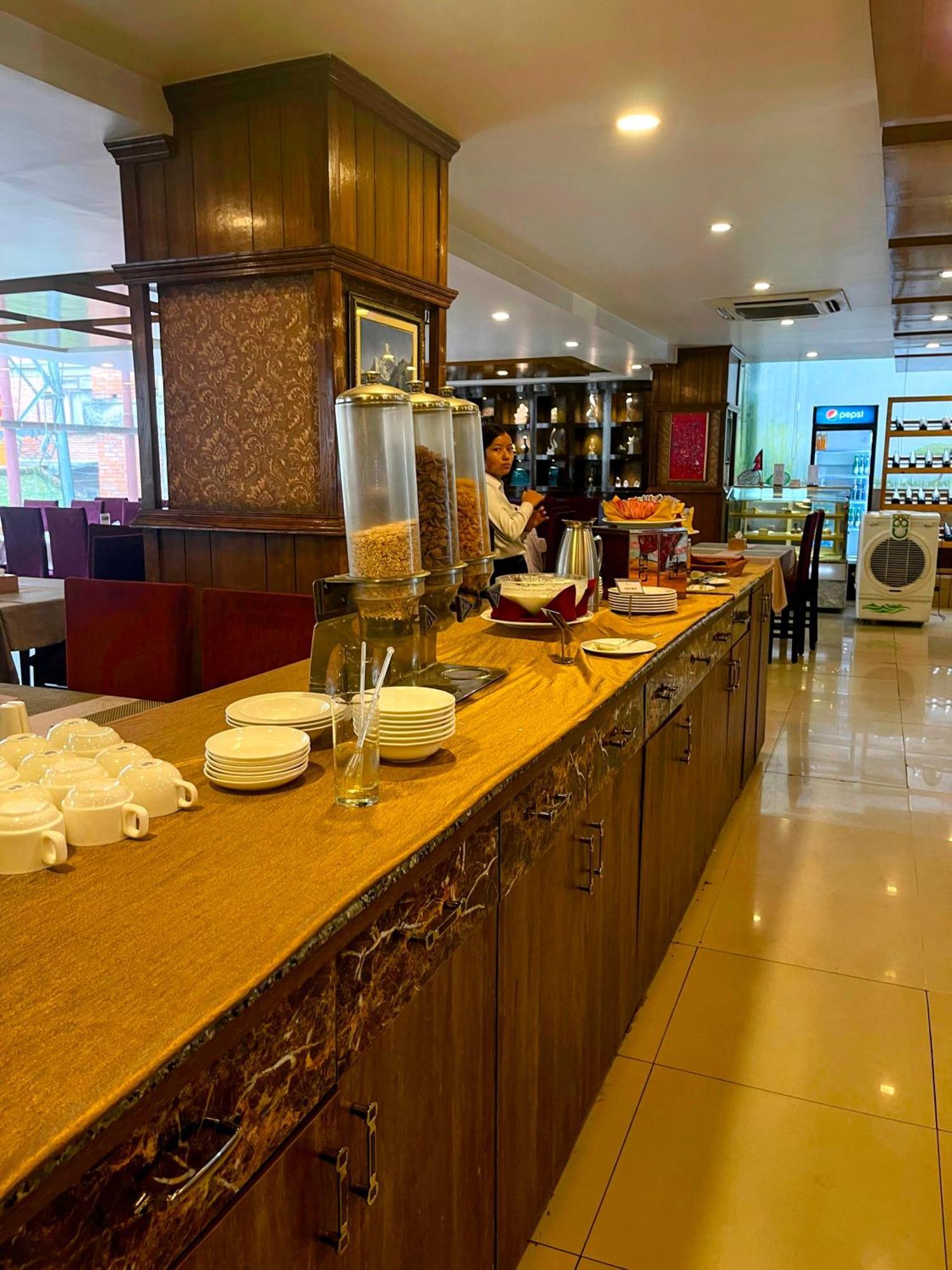 Yatri Suites And Spa Катманду Екстер'єр фото