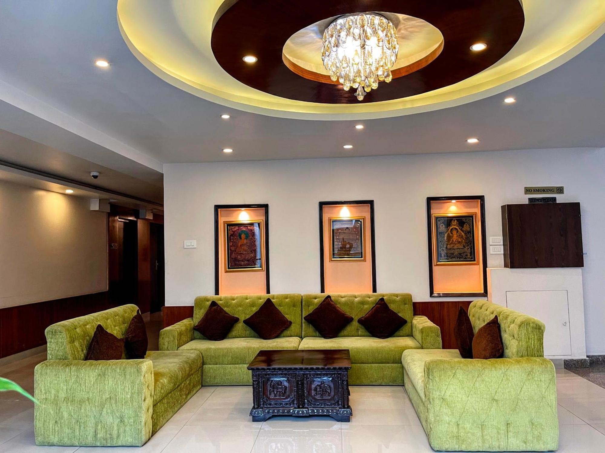 Yatri Suites And Spa Катманду Екстер'єр фото