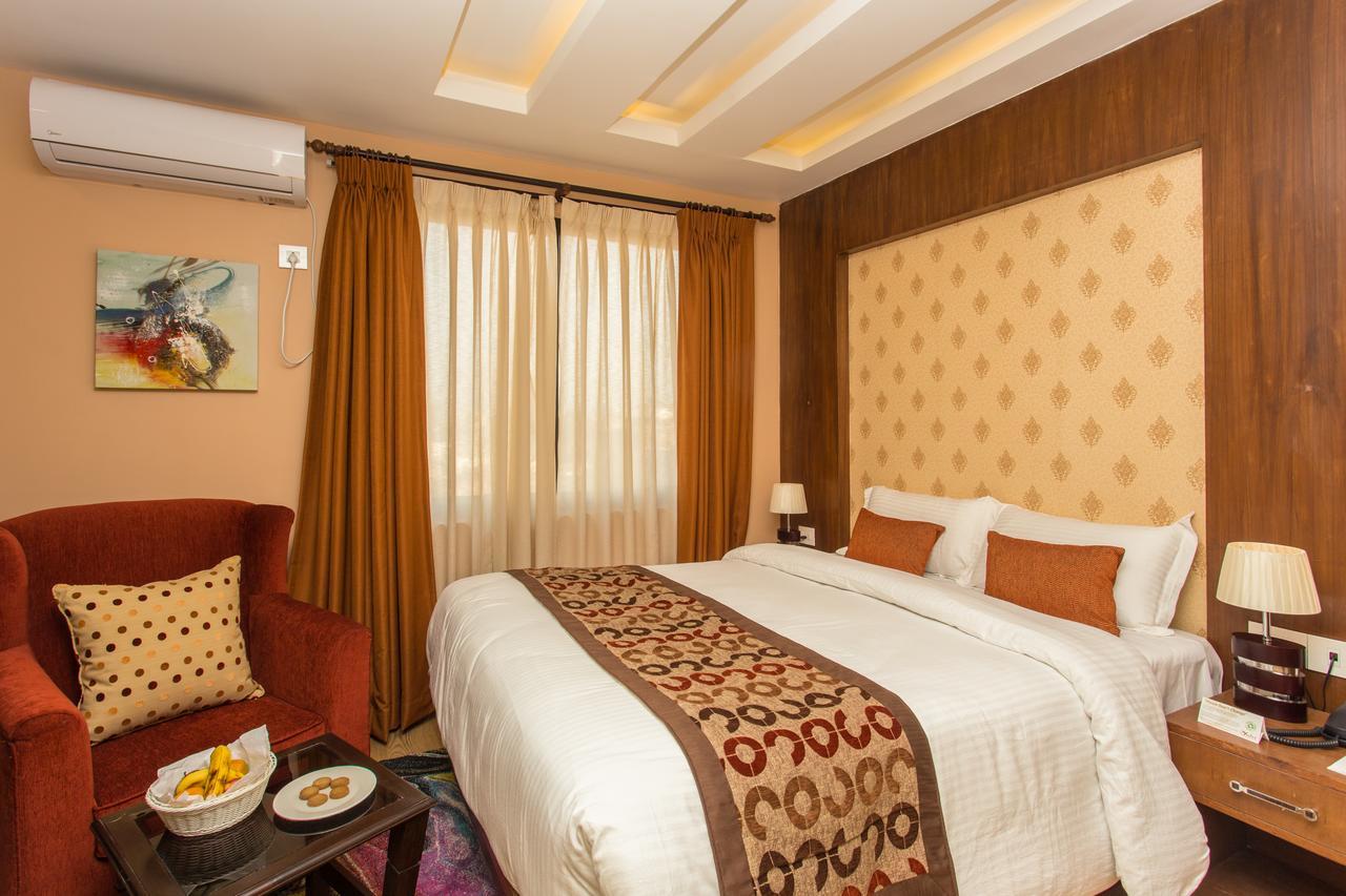 Yatri Suites And Spa Катманду Екстер'єр фото